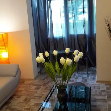 Апартаменти Apartament Cometei Брашов
