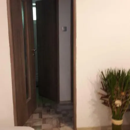 Апартаменти Apartament Cometei Брашов